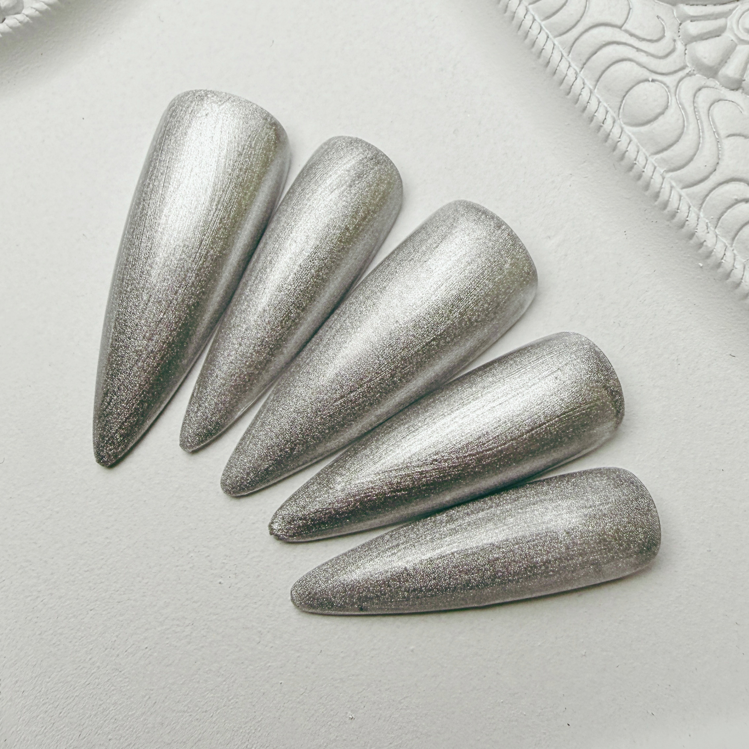 Moonlit Silver - Silver Solid Color Press On Nail Set